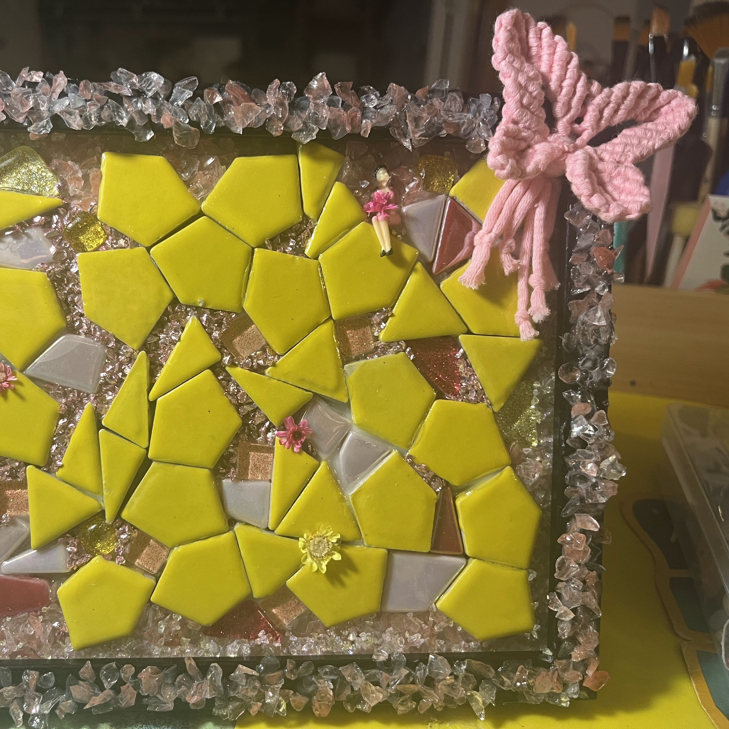 Hello Sunshine, repurposed picture frame